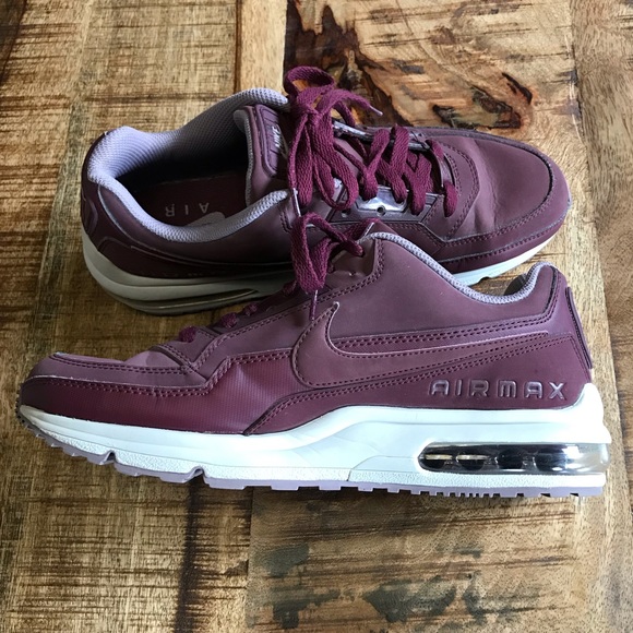 Nike AirMax Mens Shoes - Picture 4 of 10